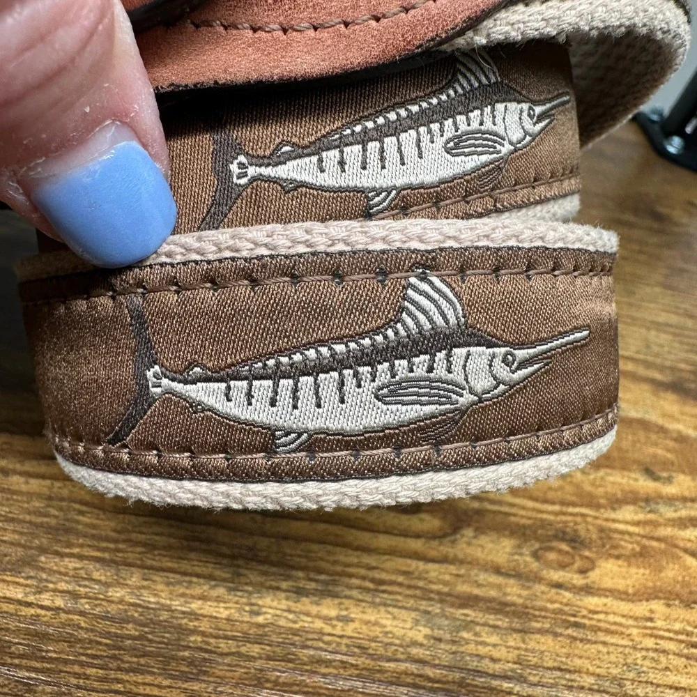 World Wide Sportsman Marlin Fish Embroidered Canvas Leather Belt 36 Brass USA